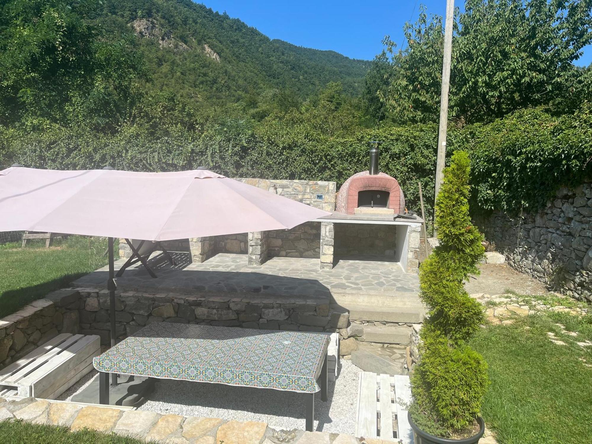 Al Buffardel Apartment Bagnone Bagian luar foto