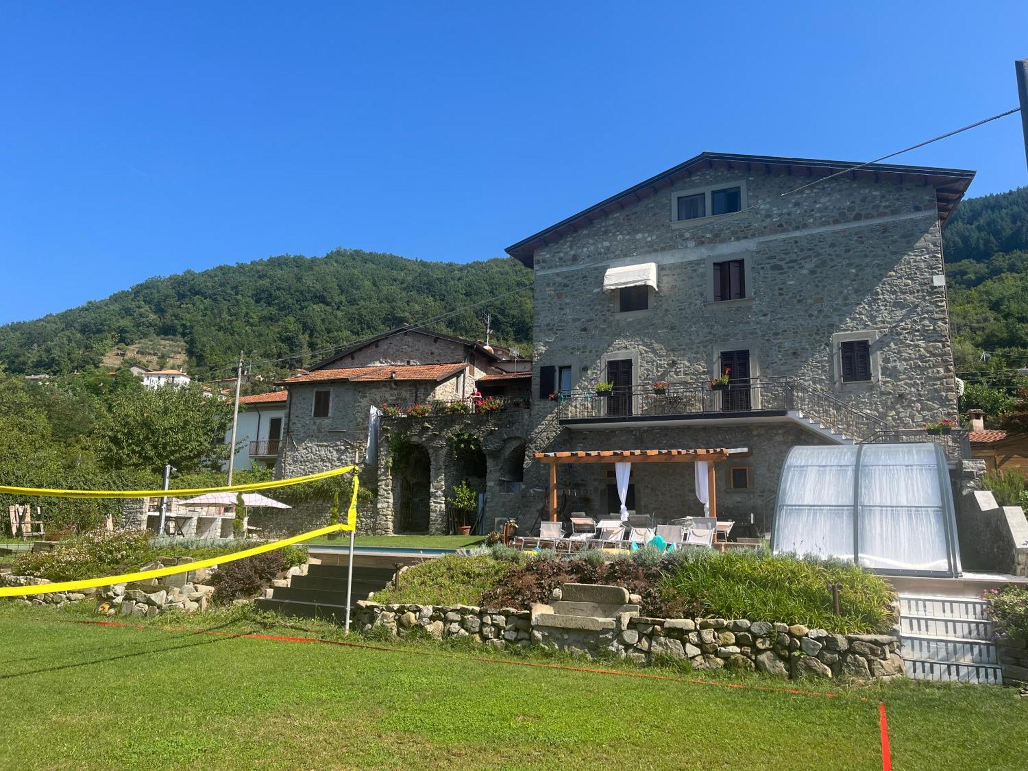 Al Buffardel Apartment Bagnone Bagian luar foto