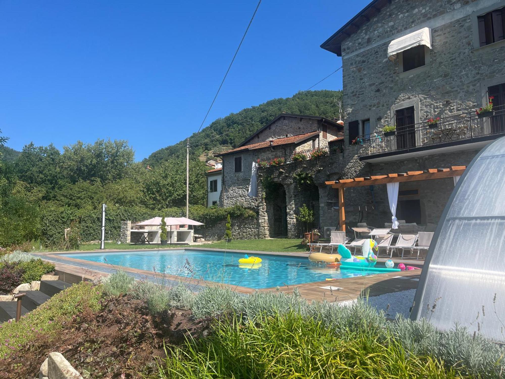 Al Buffardel Apartment Bagnone Bagian luar foto